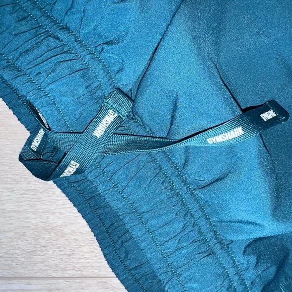 Gymshark arrival and New Balance short bundle size small - Picture 5 of 10